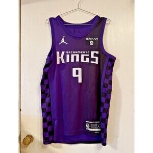 Nike NBA Kevin Huerter #9 Sacramento Kings Statement Edition Jersey | Men's Med